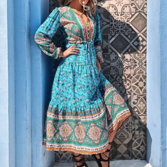 Floral Print Ruffle Hem Dress - Picture 4 of 6